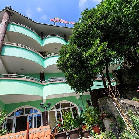 Hotel Hoti أولتْسي المظهر الخارجي الصورة