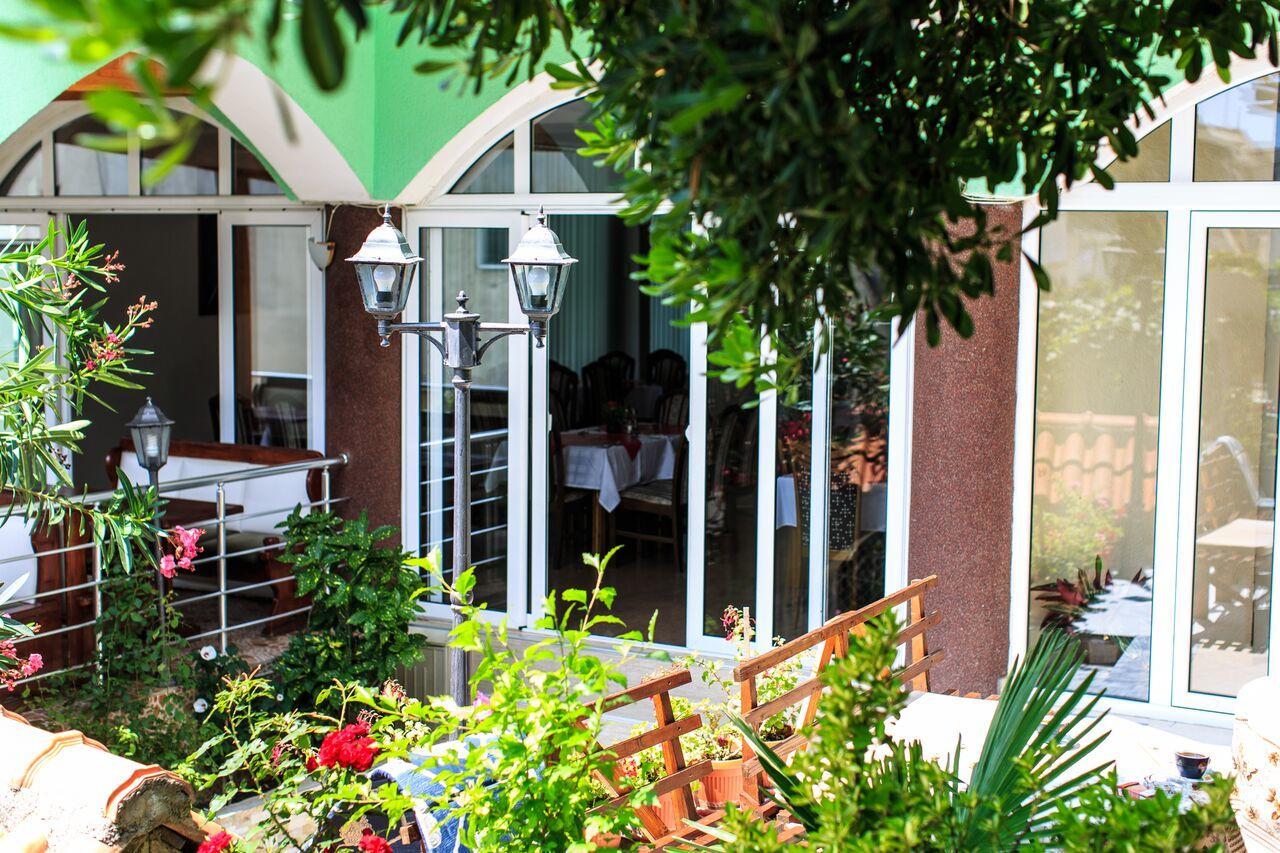 Hotel Hoti أولتْسي المظهر الخارجي الصورة