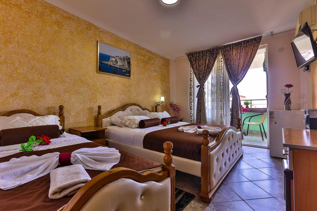 Hotel Hoti أولتْسي المظهر الخارجي الصورة